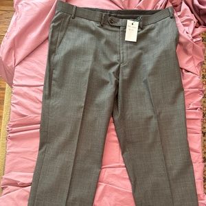 Men’s dark gray dress oants